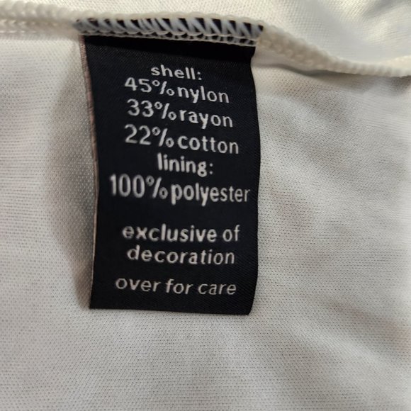 THE LIMITED Plus Sleeveless Ruffle Lace Top Size 2X Black/White Color LIKE NEW! - Picture 15 of 16